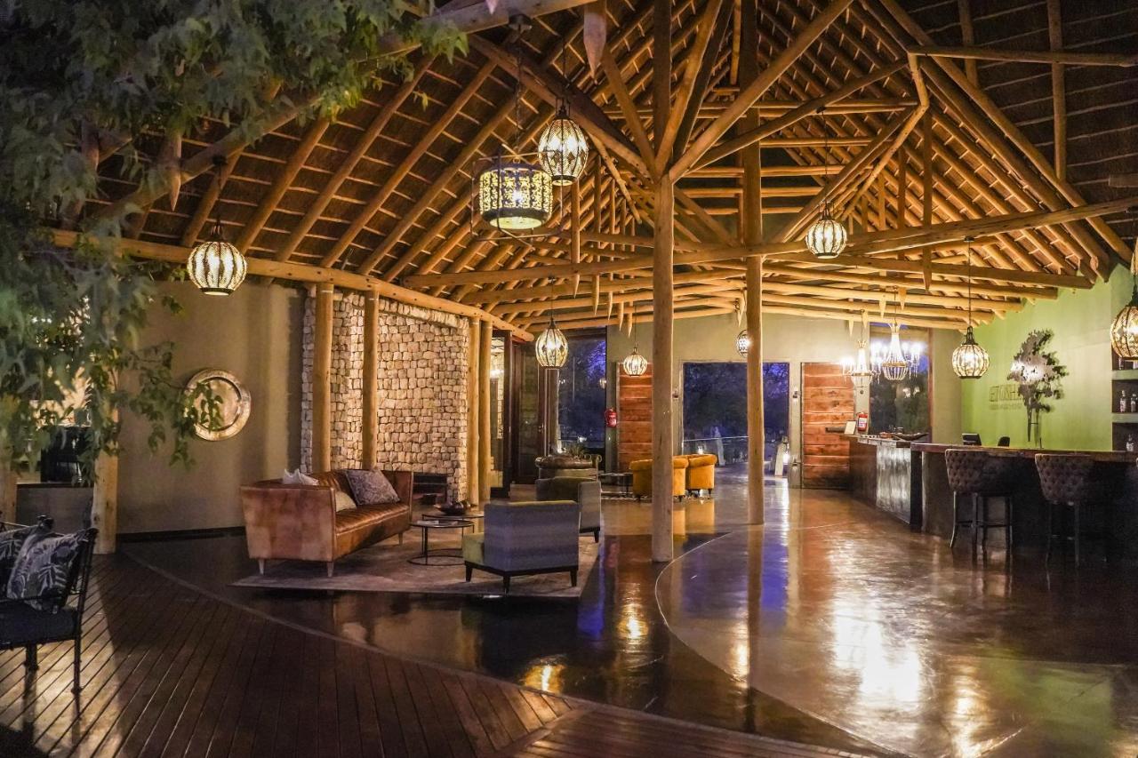 Etosha Oberland Lodge 奥考奎约 外观 照片